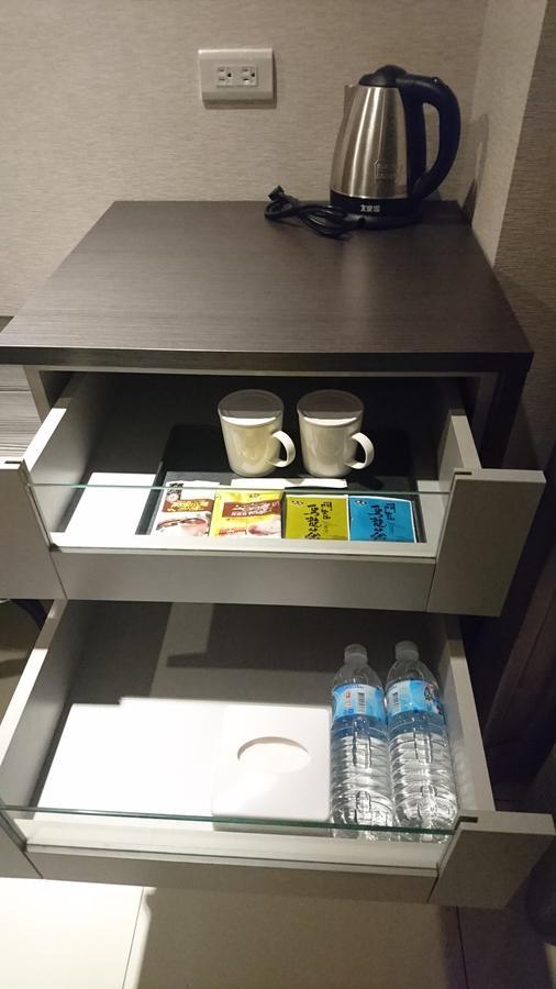 Boston Plus Hotel Chiayi Eksteriør bilde