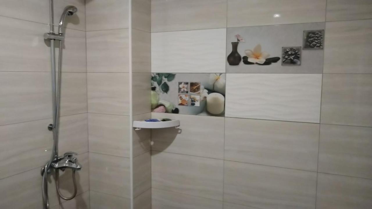 Boston Plus Hotel Chiayi Eksteriør bilde