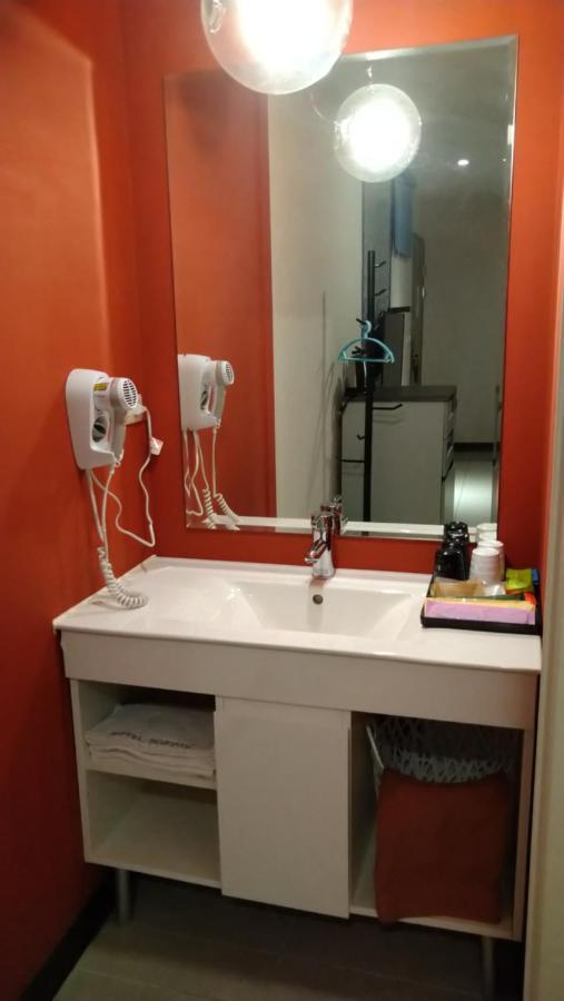 Boston Plus Hotel Chiayi Eksteriør bilde
